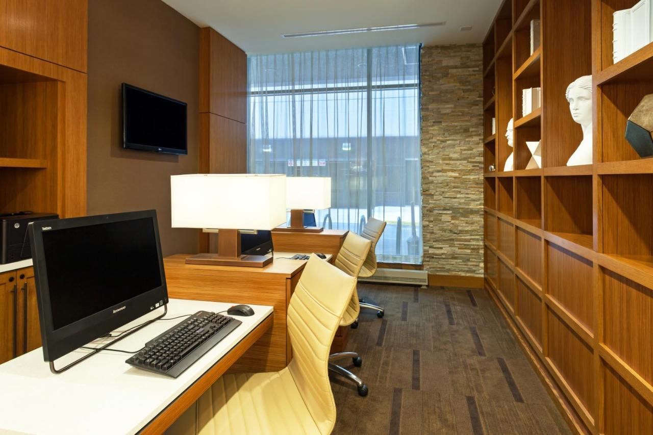 Hyatt Place Bloomington Indiana Экстерьер фото